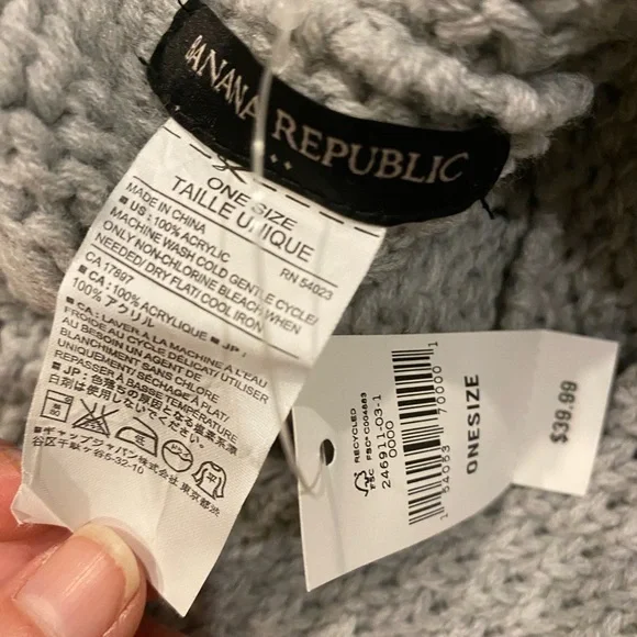 NEW Banana Republic Scarf - Picture 6 of 10